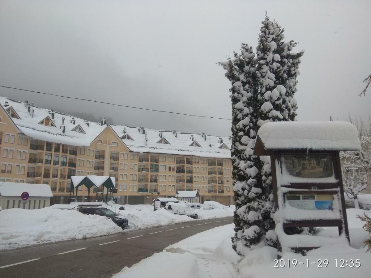 Apartamento De Montana "Nueva Canfranc" ภายนอก รูปภาพ