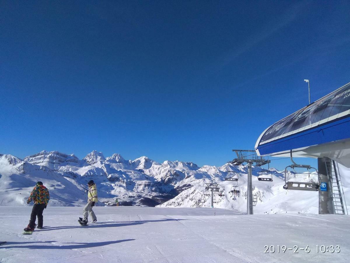 Apartamento De Montana "Nueva Canfranc" ภายนอก รูปภาพ